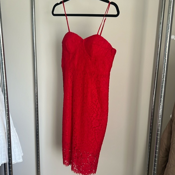 Bardot Red Lace Midi Dress size 8 worn once - Picture 2 of 3